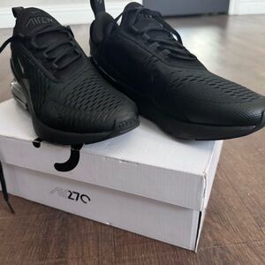 Nike Black Athletic Shoes with Modern Silhouette